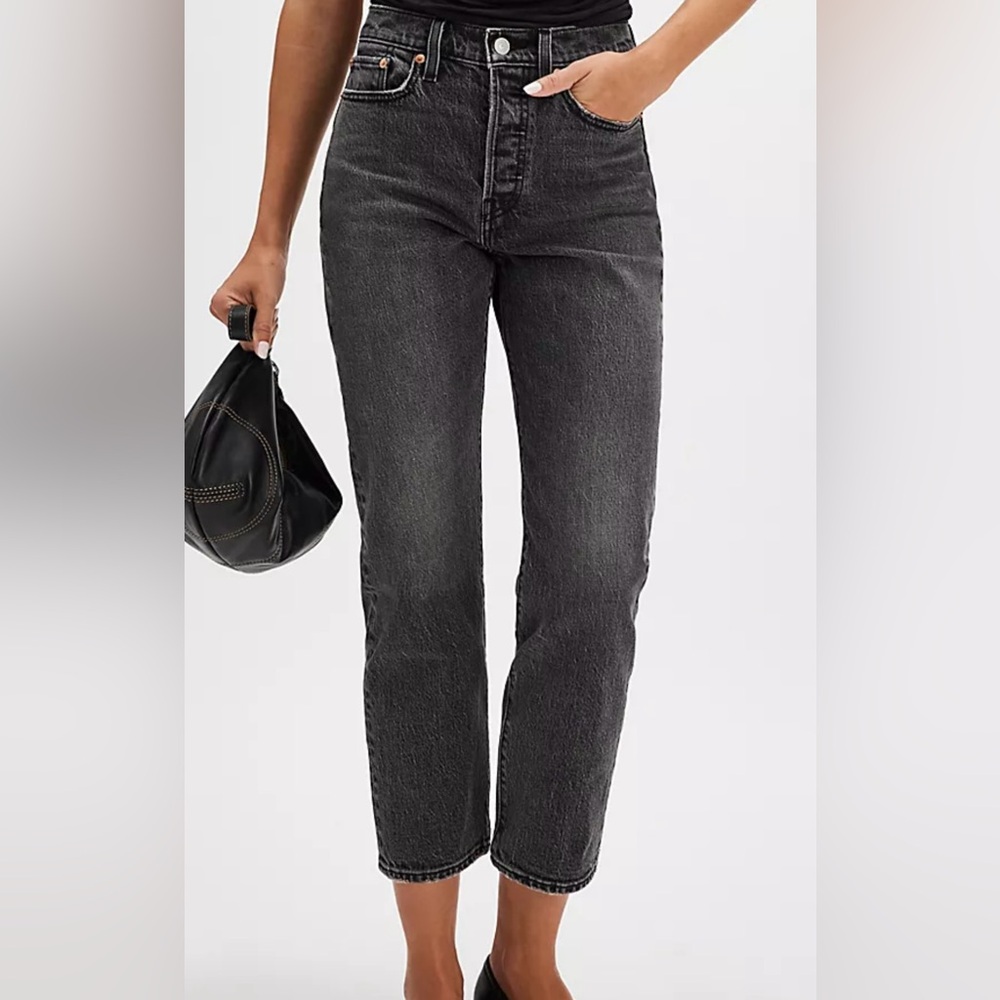 Levis Wedgie Straight Jeans
